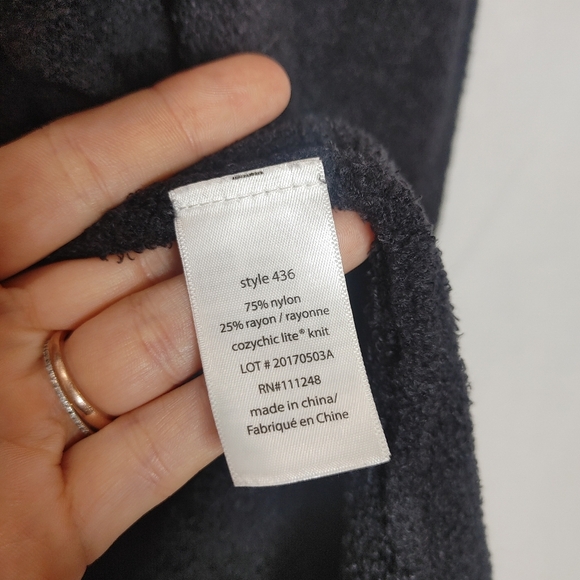 Barefoot‎ Dreams CozyChic Lite Calypso Wrap Cardigan Waterfall Black 436 small M - Picture 8 of 9
